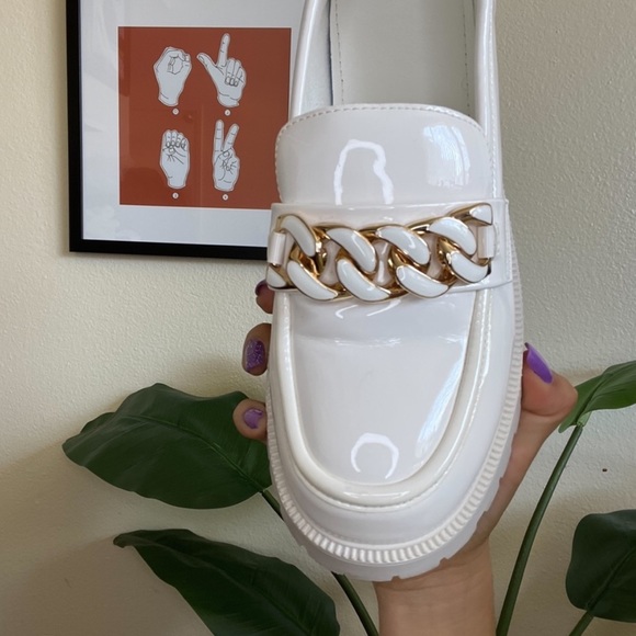 Latterier-  chain strap platform loafers in cream white color - Picture 3 of 8